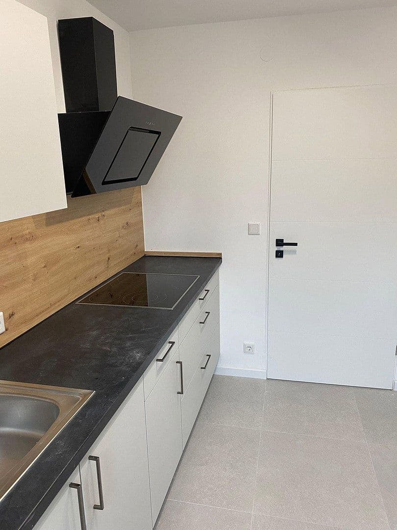 Prodej bytu 4+1 80 m², Karl-Speier-Str. 56, Neumarkt in der Oberpfalz, Bavorsko Prodej bytu 4+1 80 m², Karl-Speier-Str. 56, Neumarkt in der Oberpfalz, Bavorsko