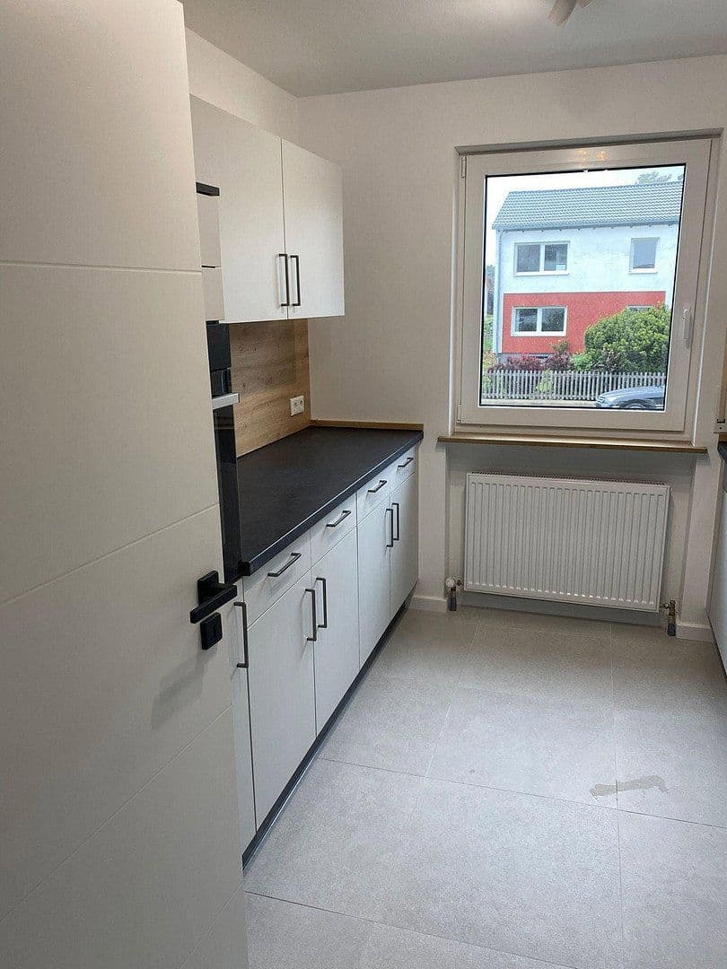 Prodej bytu 4+1 80 m², Karl-Speier-Str. 56, Neumarkt in der Oberpfalz, Bavorsko Prodej bytu 4+1 80 m², Karl-Speier-Str. 56, Neumarkt in der Oberpfalz, Bavorsko