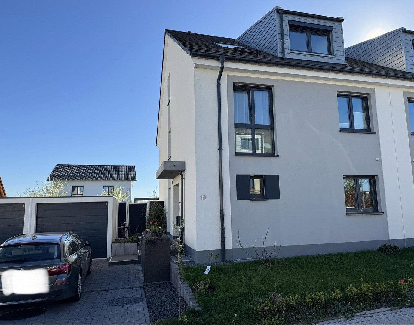 Pronájem domu 192 m², pozemek 353 m², Mirabellenweg 13, Wiesbaden, Hessen Pronájem domu 192 m², pozemek 353 m², Mirabellenweg 13, Wiesbaden, Hessen