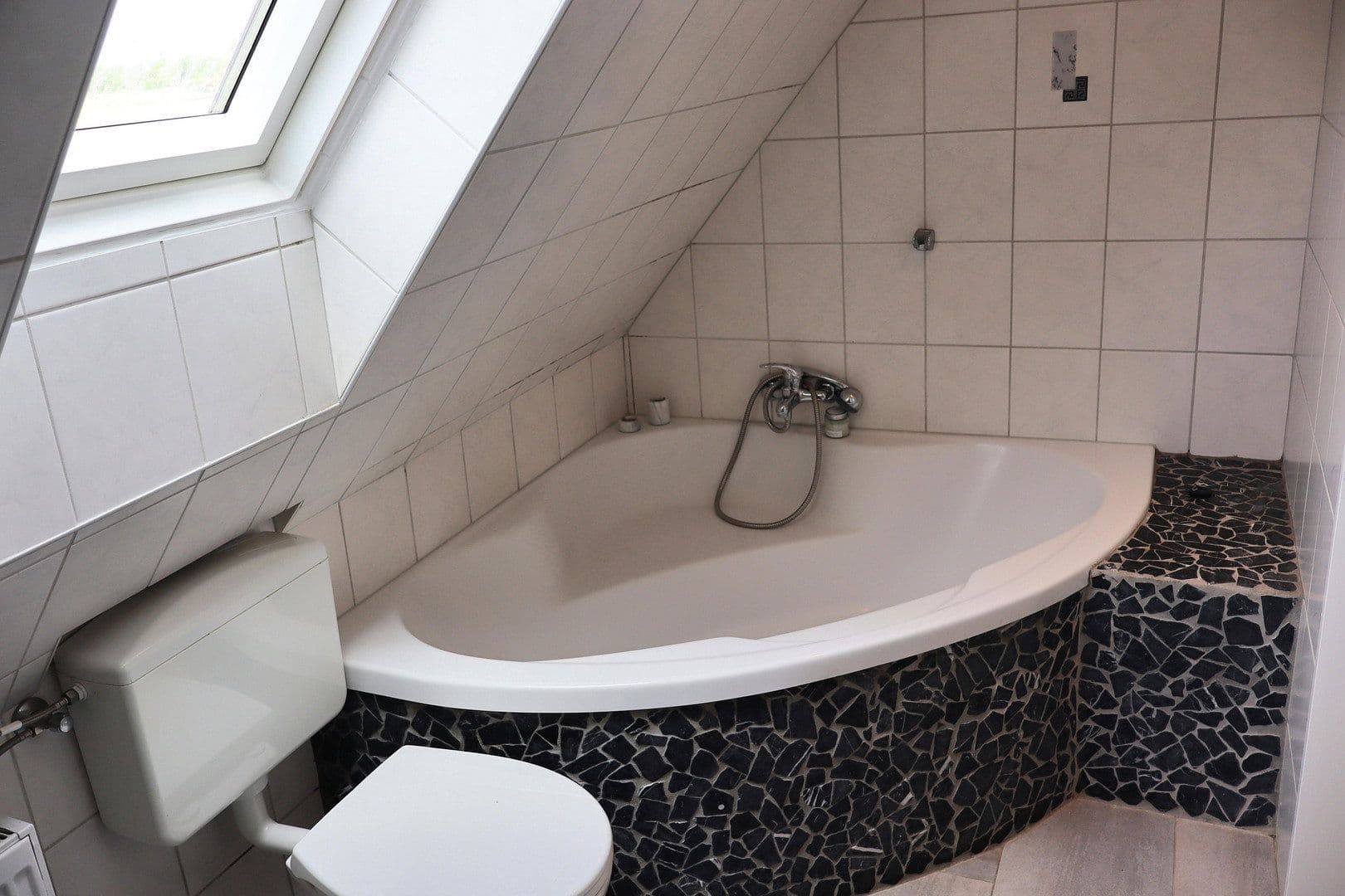Prodej domu 126 m², pozemek 763 m², Hackhausen, 113, Jüchen, Severní Porýní-Vestfálsko Prodej domu 126 m², pozemek 763 m², Hackhausen, 113, Jüchen, Severní Porýní-Vestfálsko