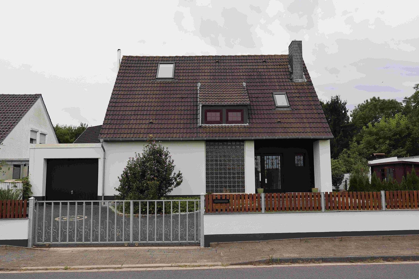 Prodej domu 126 m², pozemek 763 m², Hackhausen, 113, Jüchen, Severní Porýní-Vestfálsko Prodej domu 126 m², pozemek 763 m², Hackhausen, 113, Jüchen, Severní Porýní-Vestfálsko
