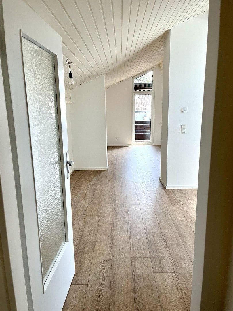 Pronájem bytu 1+kk 64 m², Krokusstraße 30, Bergen, Bavorsko Pronájem bytu 1+kk 64 m², Krokusstraße 30, Bergen, Bavorsko