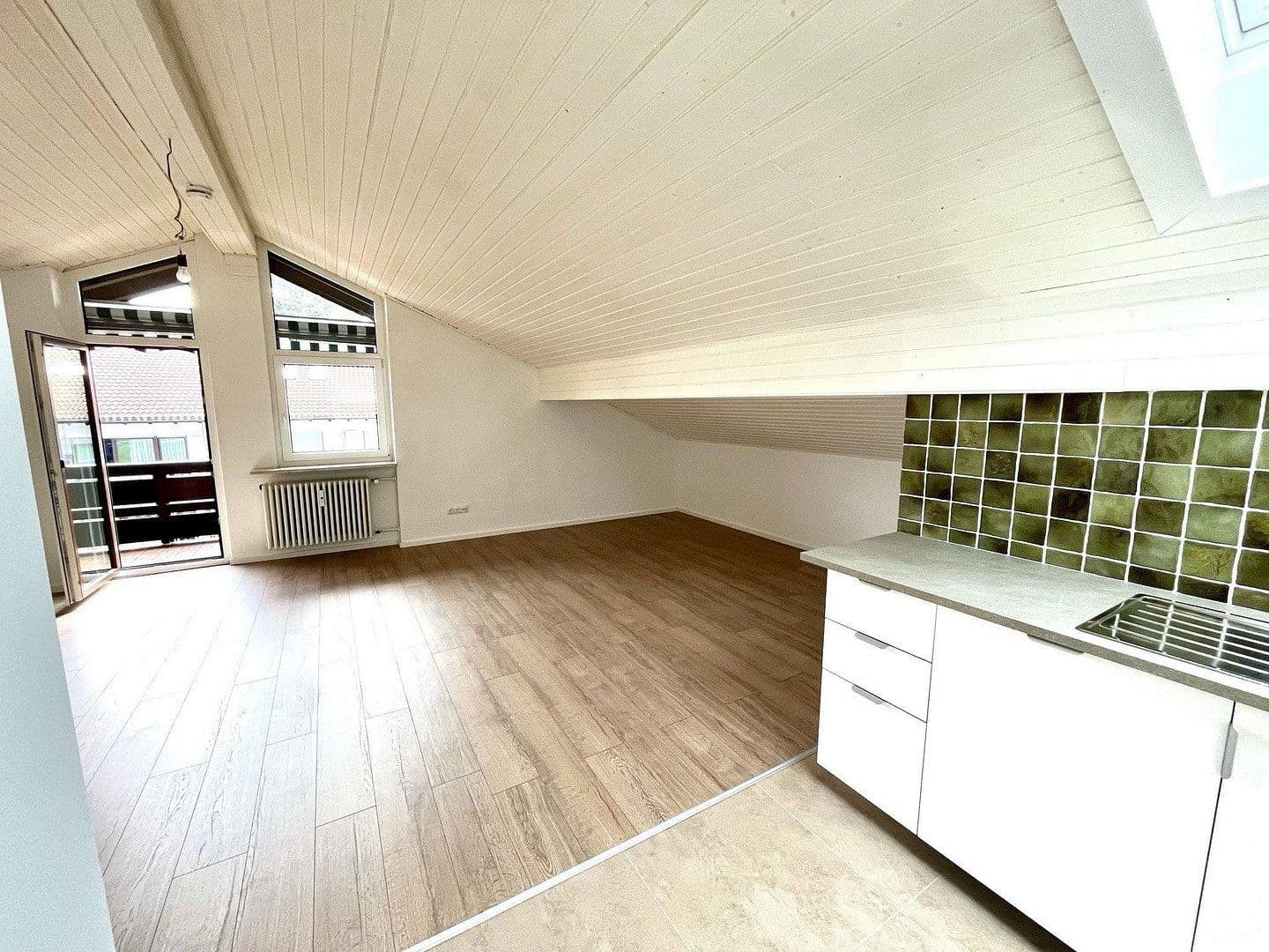 Pronájem bytu 1+kk 64 m², Krokusstraße 30, Bergen, Bavorsko Pronájem bytu 1+kk 64 m², Krokusstraße 30, Bergen, Bavorsko