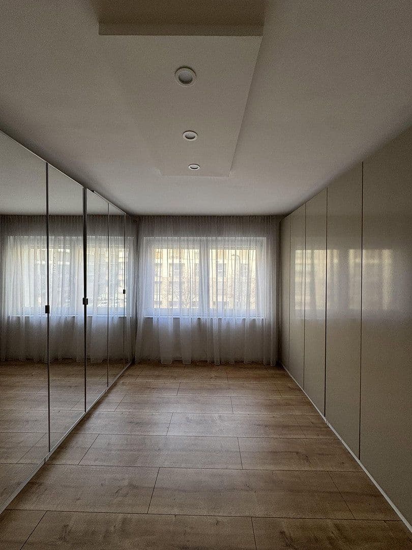 Pronájem bytu 3+1 85 m², Frankfurt am Main, Hessen Pronájem bytu 3+1 85 m², Frankfurt am Main, Hessen
