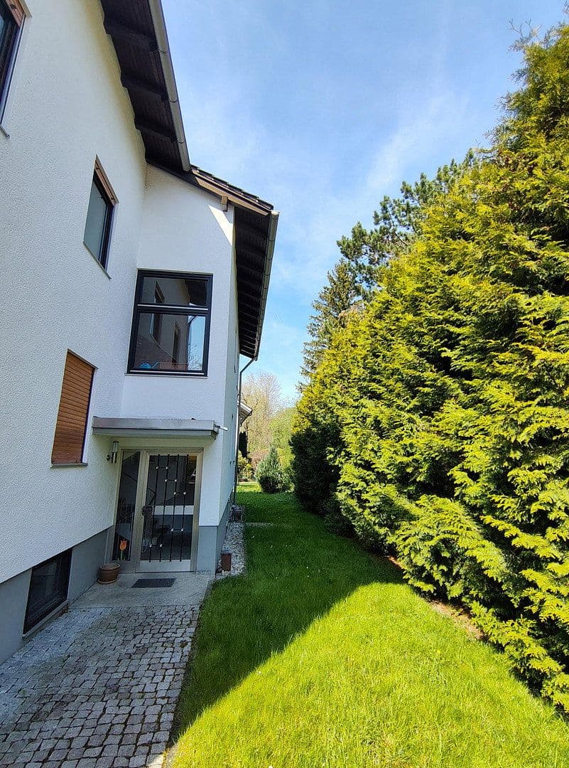 Prodej domu 230 m², pozemek 837 m², Gröbenzell, Bavorsko Prodej domu 230 m², pozemek 837 m², Gröbenzell, Bavorsko
