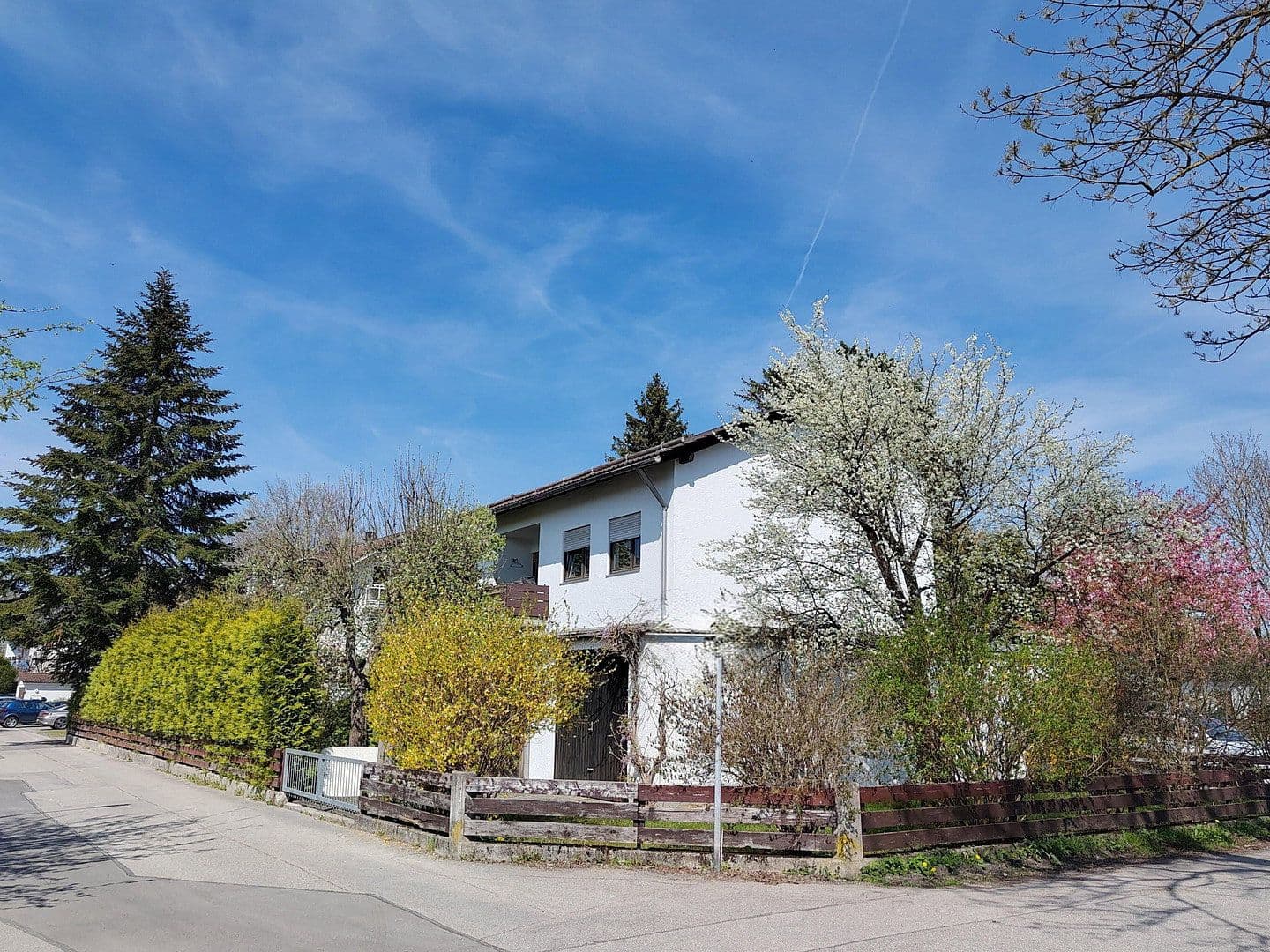 Prodej domu 230 m², pozemek 837 m², Gröbenzell, Bavorsko Prodej domu 230 m², pozemek 837 m², Gröbenzell, Bavorsko