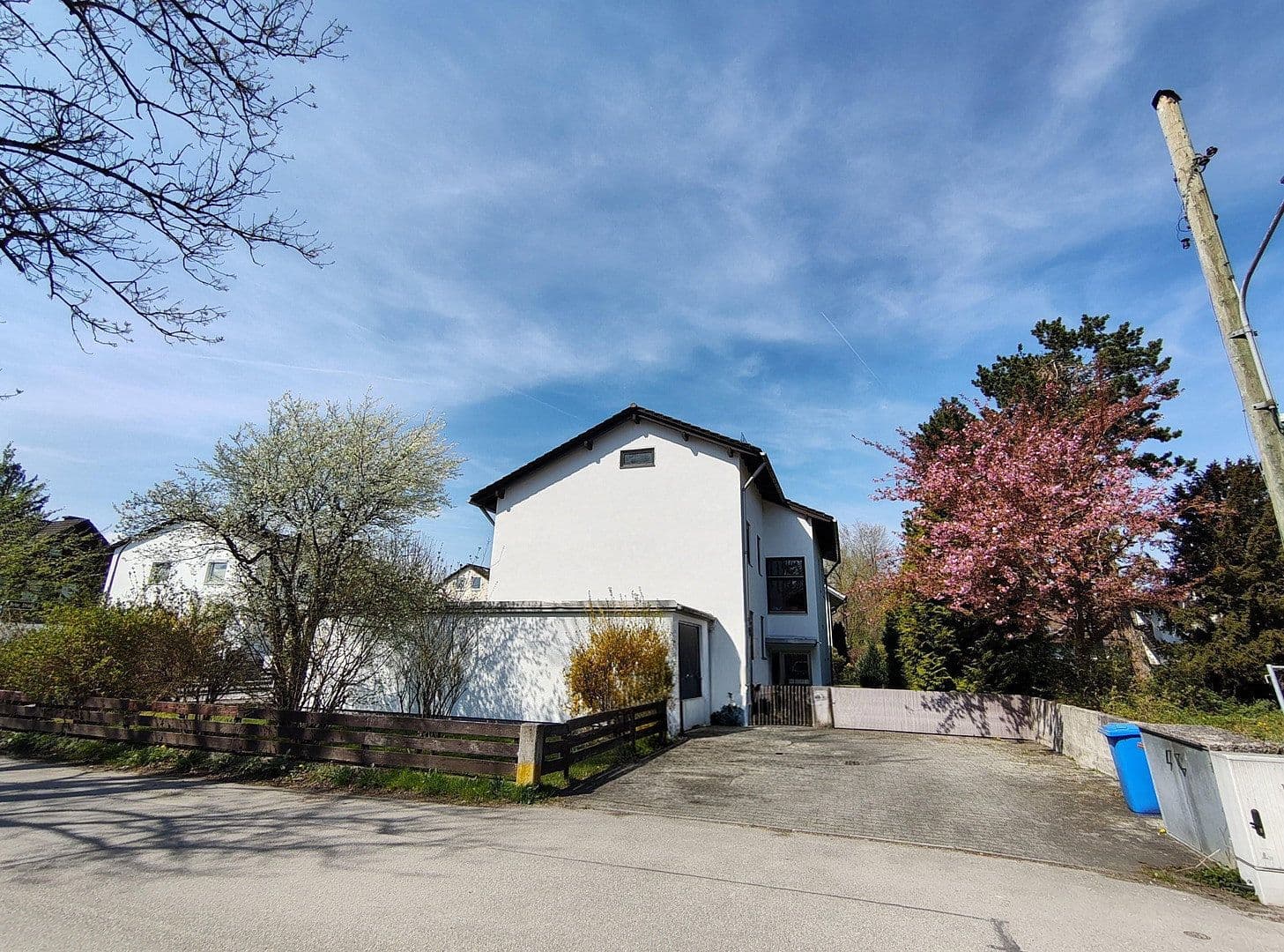 Prodej domu 230 m², pozemek 837 m², Gröbenzell, Bavorsko Prodej domu 230 m², pozemek 837 m², Gröbenzell, Bavorsko