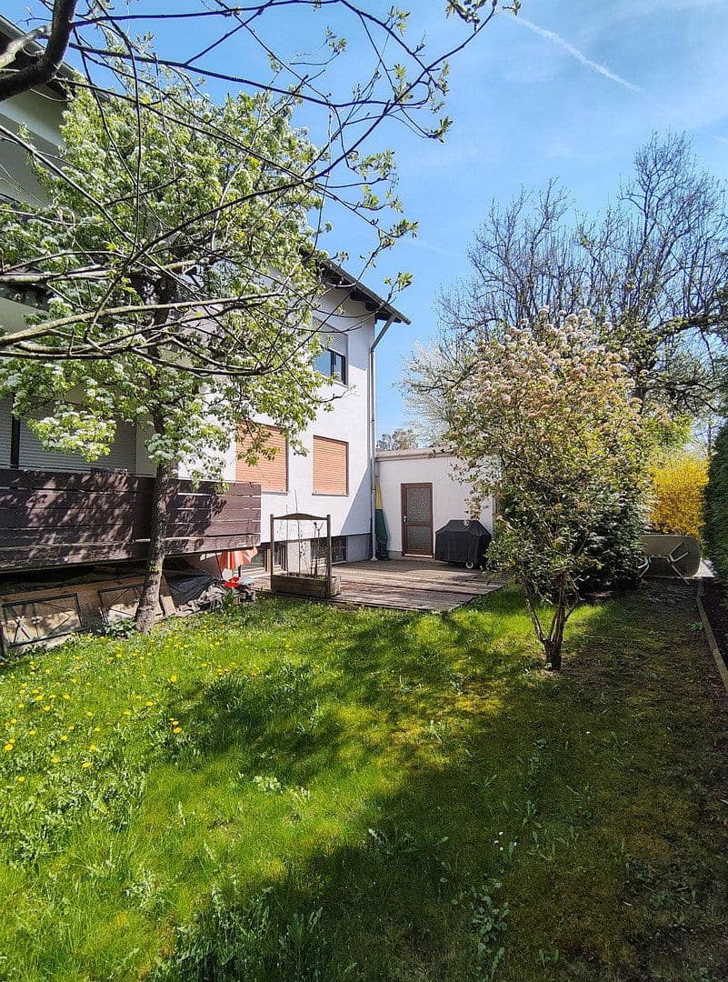 Prodej domu 230 m², pozemek 837 m², Gröbenzell, Bavorsko Prodej domu 230 m², pozemek 837 m², Gröbenzell, Bavorsko