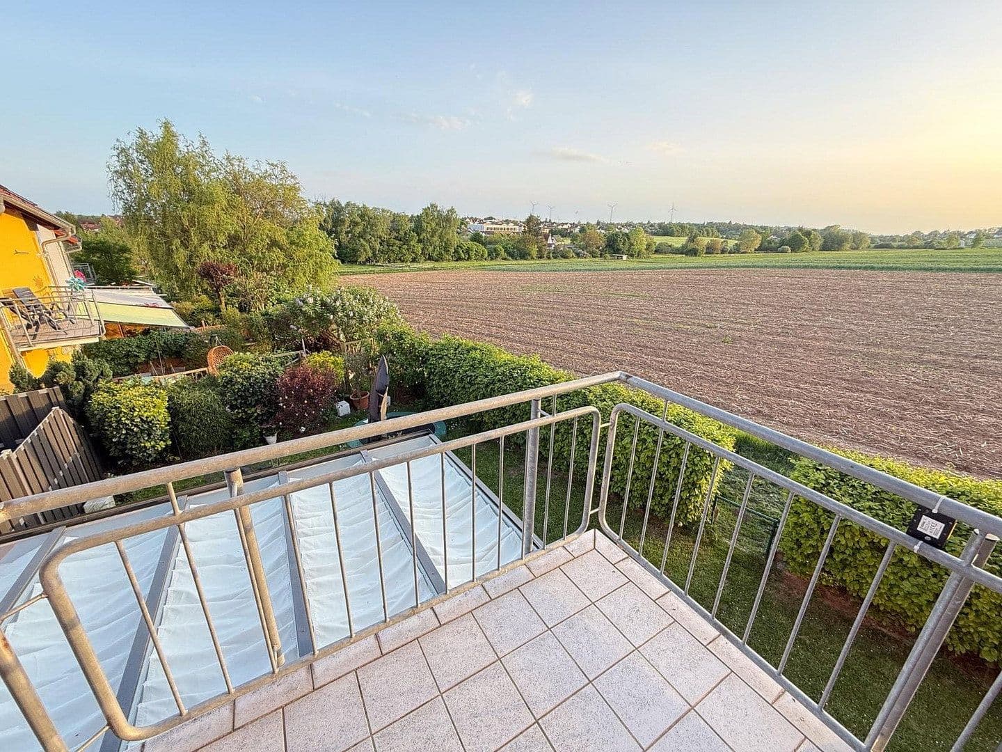 Prodej domu 116 m², pozemek 255 m², Nidderau, Hessen Prodej domu 116 m², pozemek 255 m², Nidderau, Hessen