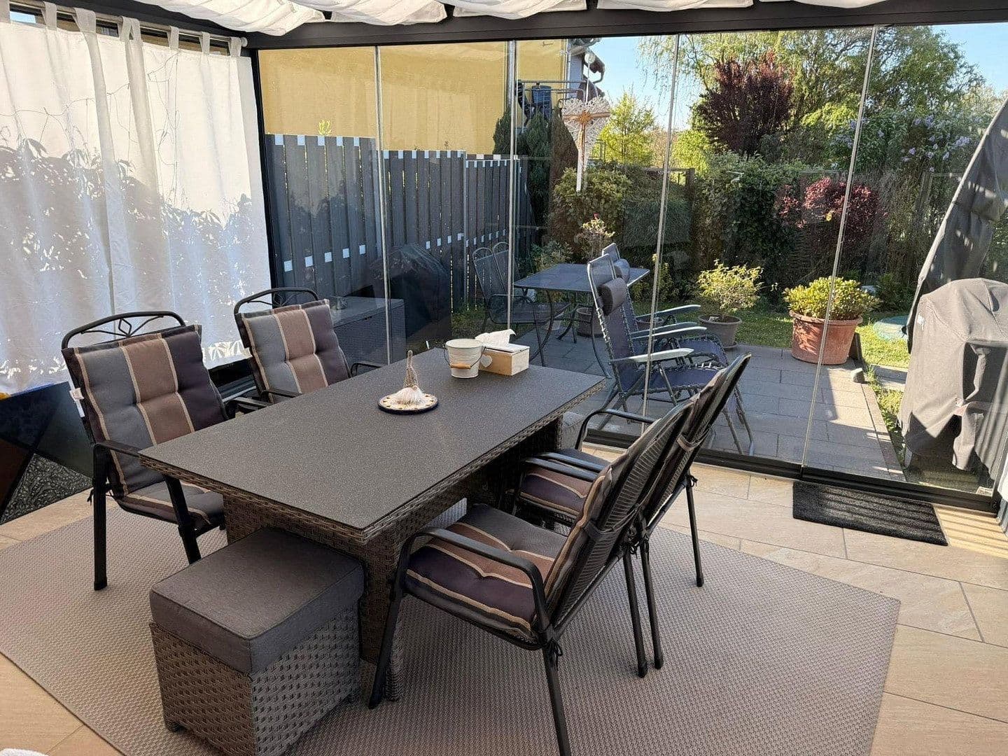 Prodej domu 116 m², pozemek 255 m², Nidderau, Hessen Prodej domu 116 m², pozemek 255 m², Nidderau, Hessen
