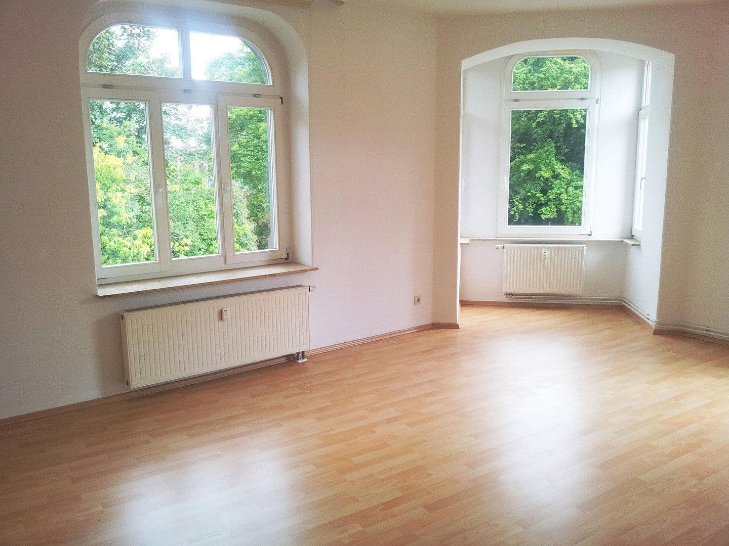 Pronájem bytu 2+1 56 m², Conrad Clauß Straße 20, Hohenstein-Ernstthal, Sasko Pronájem bytu 2+1 56 m², Conrad Clauß Straße 20, Hohenstein-Ernstthal, Sasko