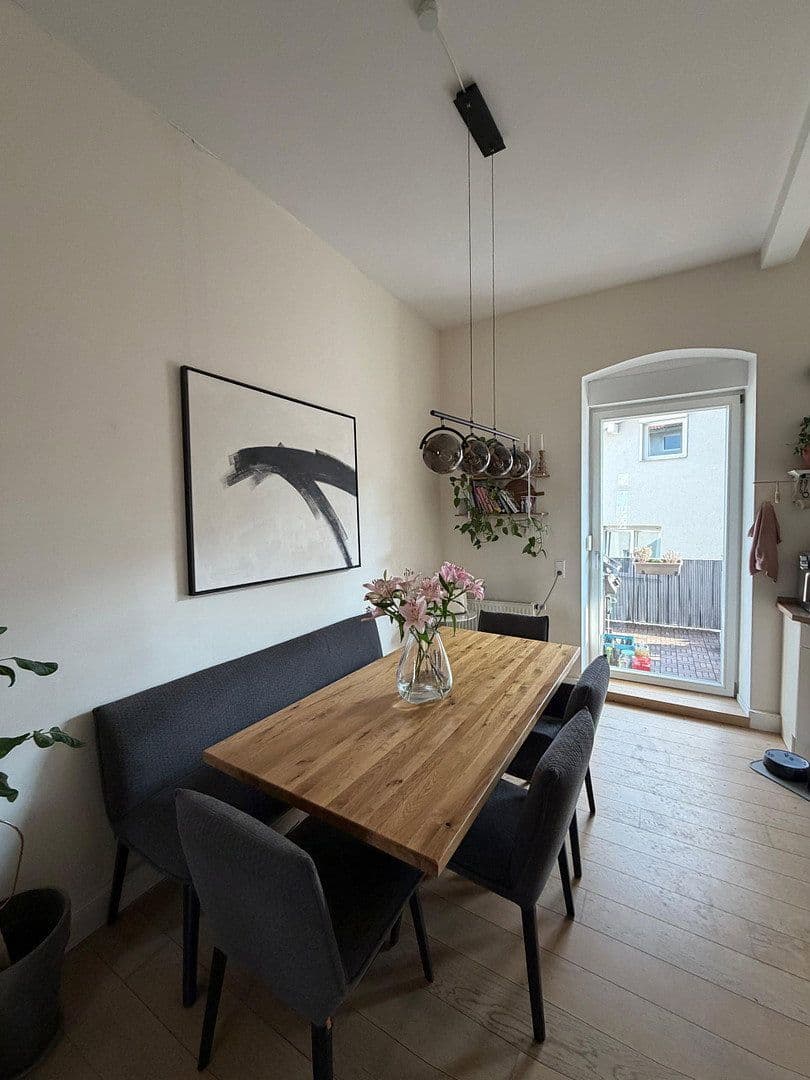 Prodej bytu 4+1 106 m², Heidelberg, Bádensko-Württembersko Prodej bytu 4+1 106 m², Heidelberg, Bádensko-Württembersko