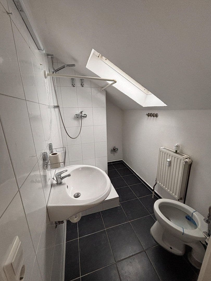 Pronájem bytu 2+1 40 m², Schwäbisch Gmünd, Bádensko-Württembersko Pronájem bytu 2+1 40 m², Schwäbisch Gmünd, Bádensko-Württembersko