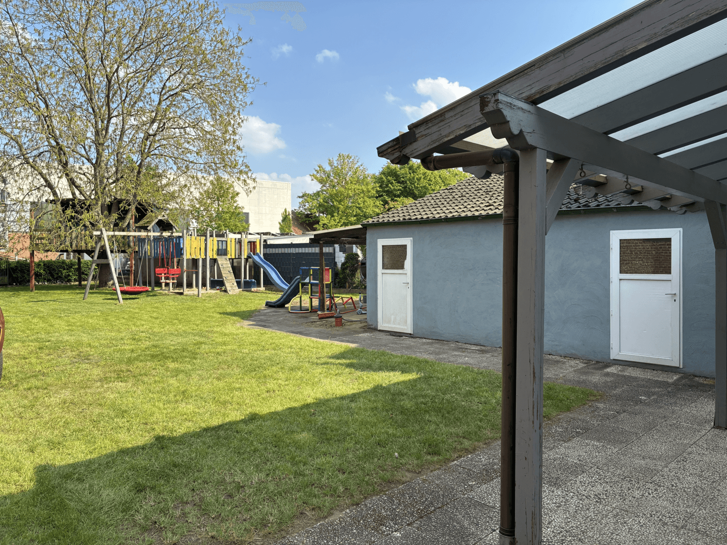 Prodej domu 116 m², pozemek 608 m², Düsseldorferstr. 5, Nettetal, Severní Porýní-Vestfálsko Prodej domu 116 m², pozemek 608 m², Düsseldorferstr. 5, Nettetal, Severní Porýní-Vestfálsko