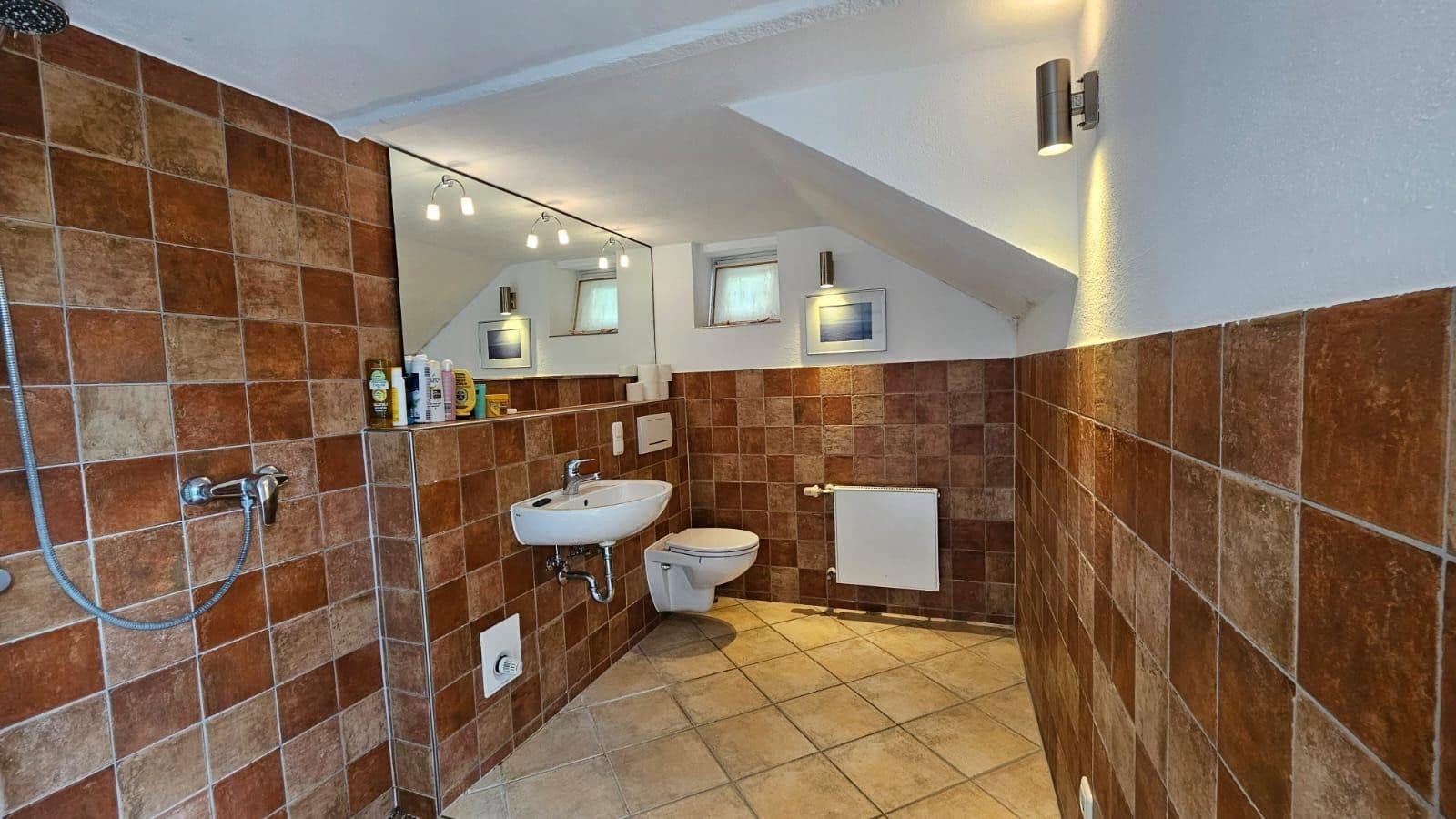 Pronájem domu 320 m², pozemek 730 m², Hofheim am Taunus, Hessen Pronájem domu 320 m², pozemek 730 m², Hofheim am Taunus, Hessen