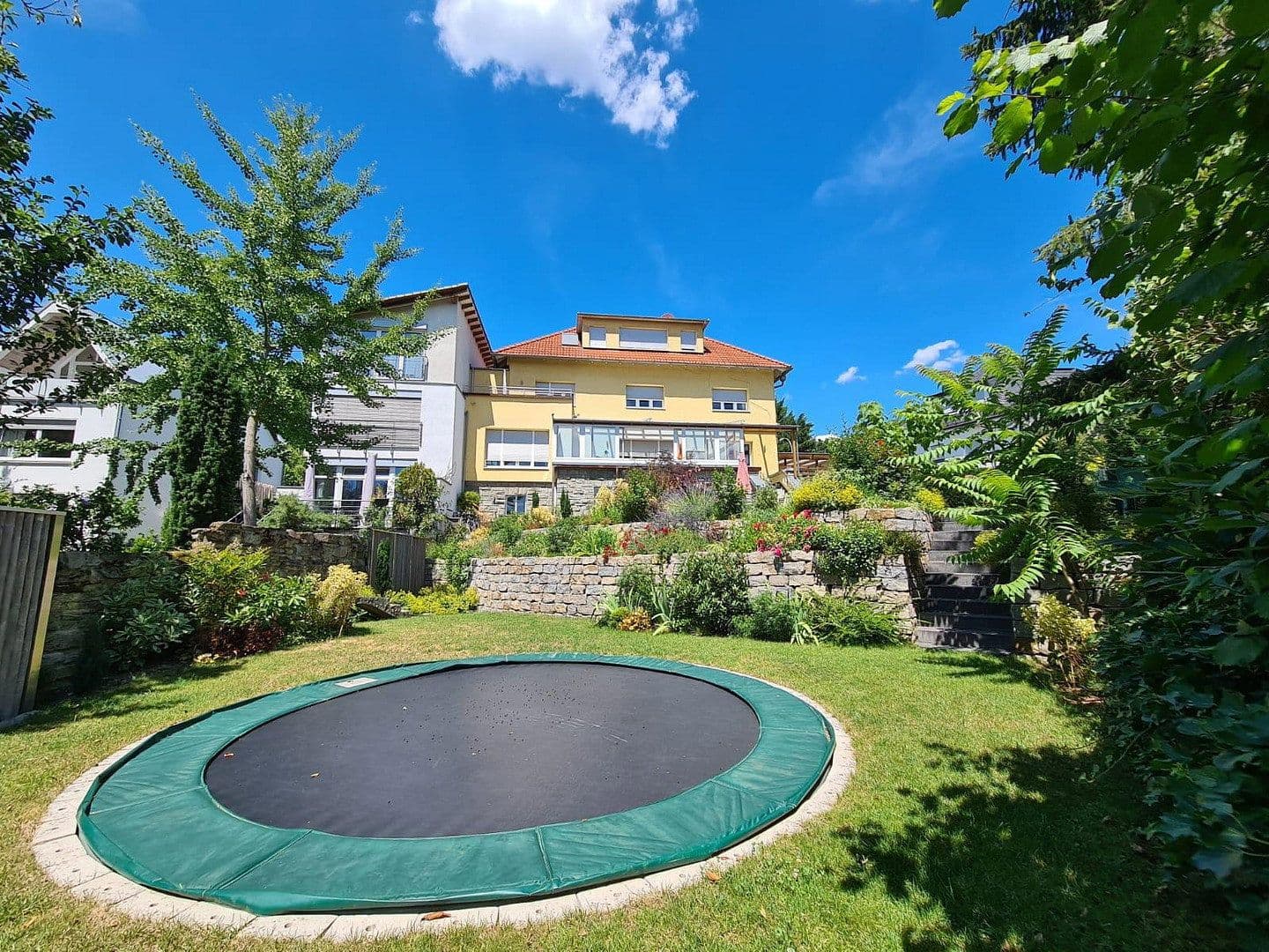 Pronájem domu 320 m², pozemek 730 m², Hofheim am Taunus, Hessen Pronájem domu 320 m², pozemek 730 m², Hofheim am Taunus, Hessen