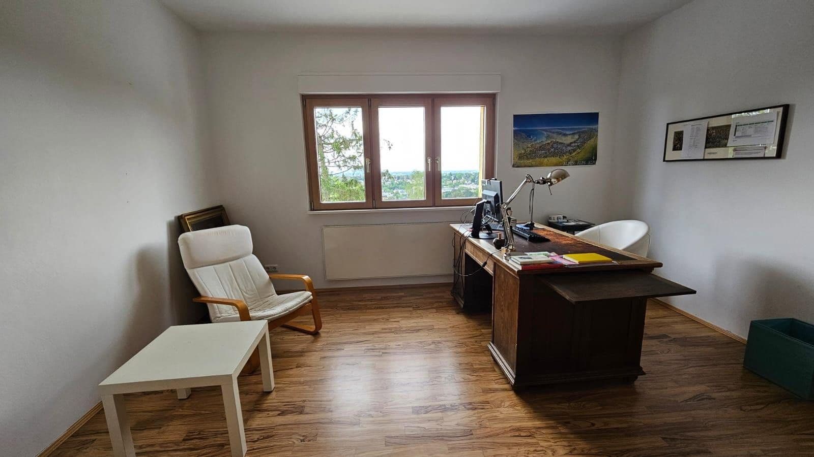 Pronájem domu 320 m², pozemek 730 m², Hofheim am Taunus, Hessen Pronájem domu 320 m², pozemek 730 m², Hofheim am Taunus, Hessen