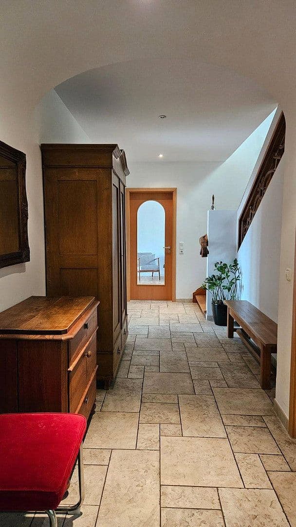 Pronájem domu 320 m², pozemek 730 m², Hofheim am Taunus, Hessen Pronájem domu 320 m², pozemek 730 m², Hofheim am Taunus, Hessen