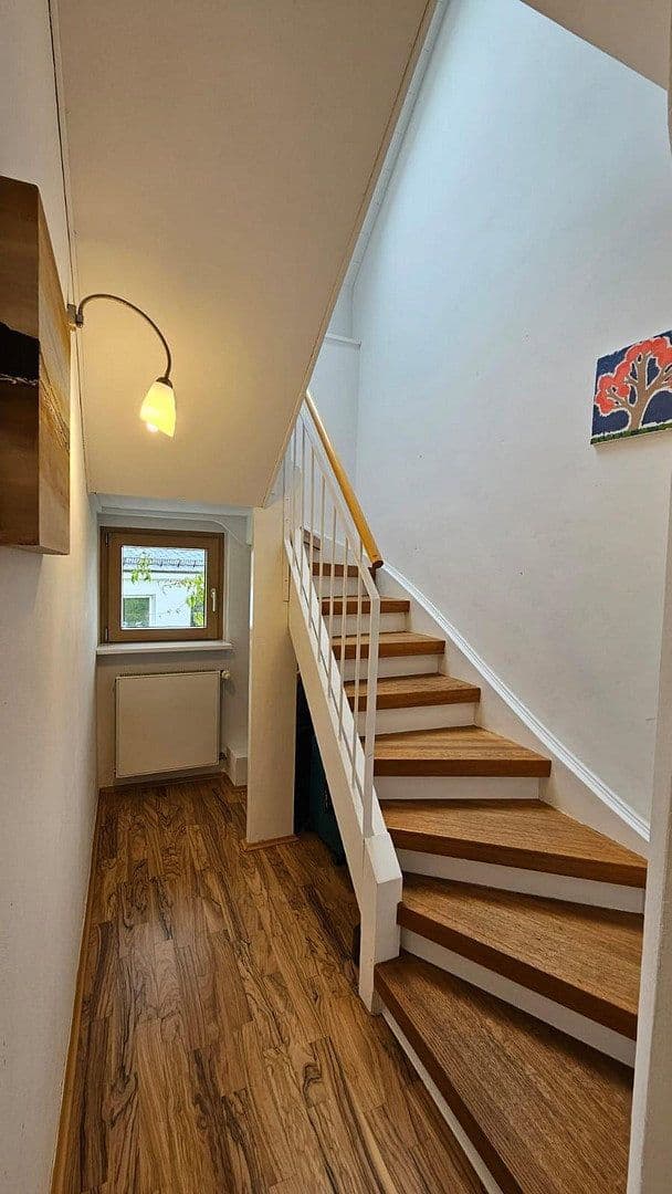 Pronájem domu 320 m², pozemek 730 m², Hofheim am Taunus, Hessen Pronájem domu 320 m², pozemek 730 m², Hofheim am Taunus, Hessen