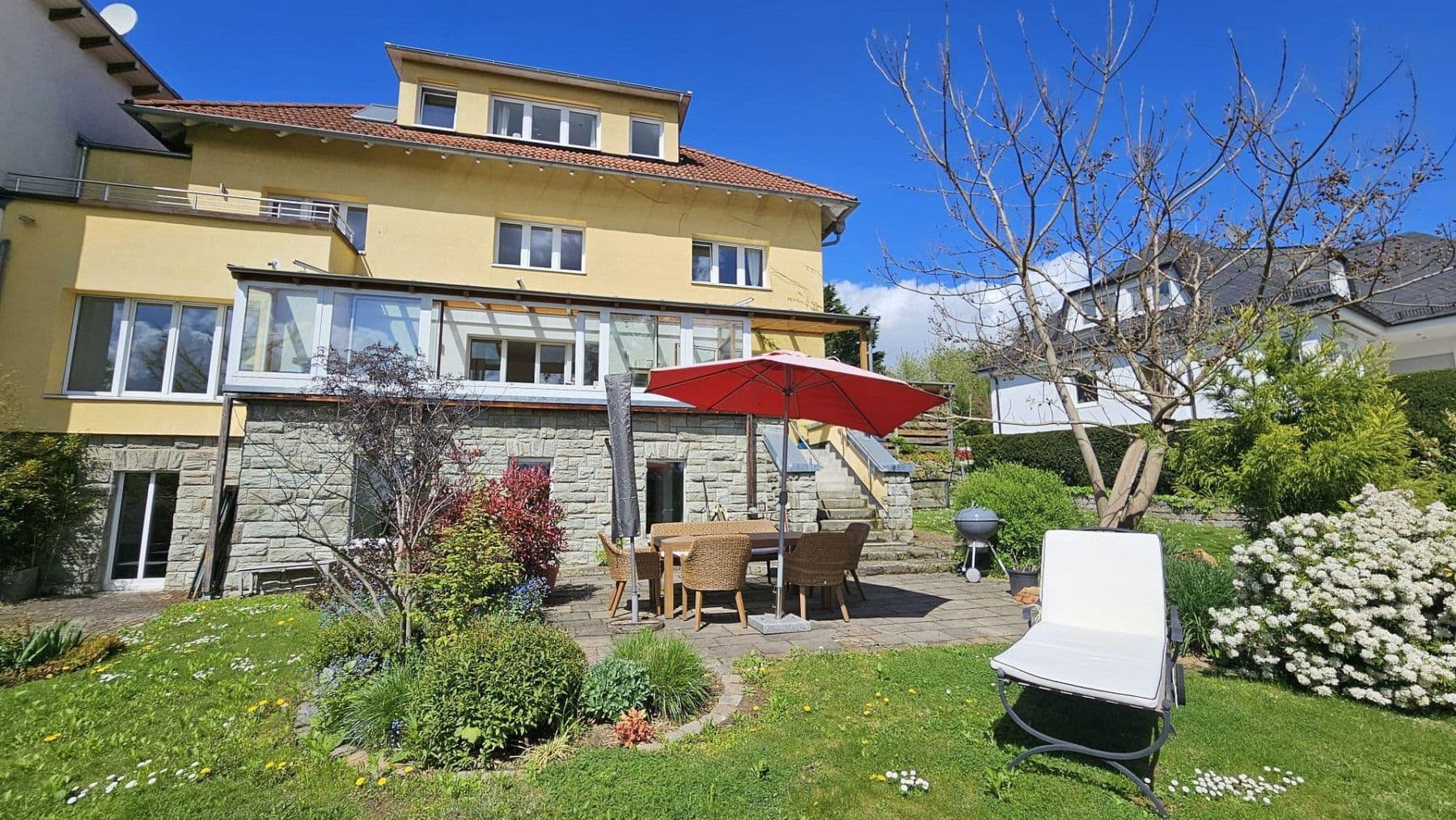 Pronájem domu 320 m², pozemek 730 m², Hofheim am Taunus, Hessen Pronájem domu 320 m², pozemek 730 m², Hofheim am Taunus, Hessen