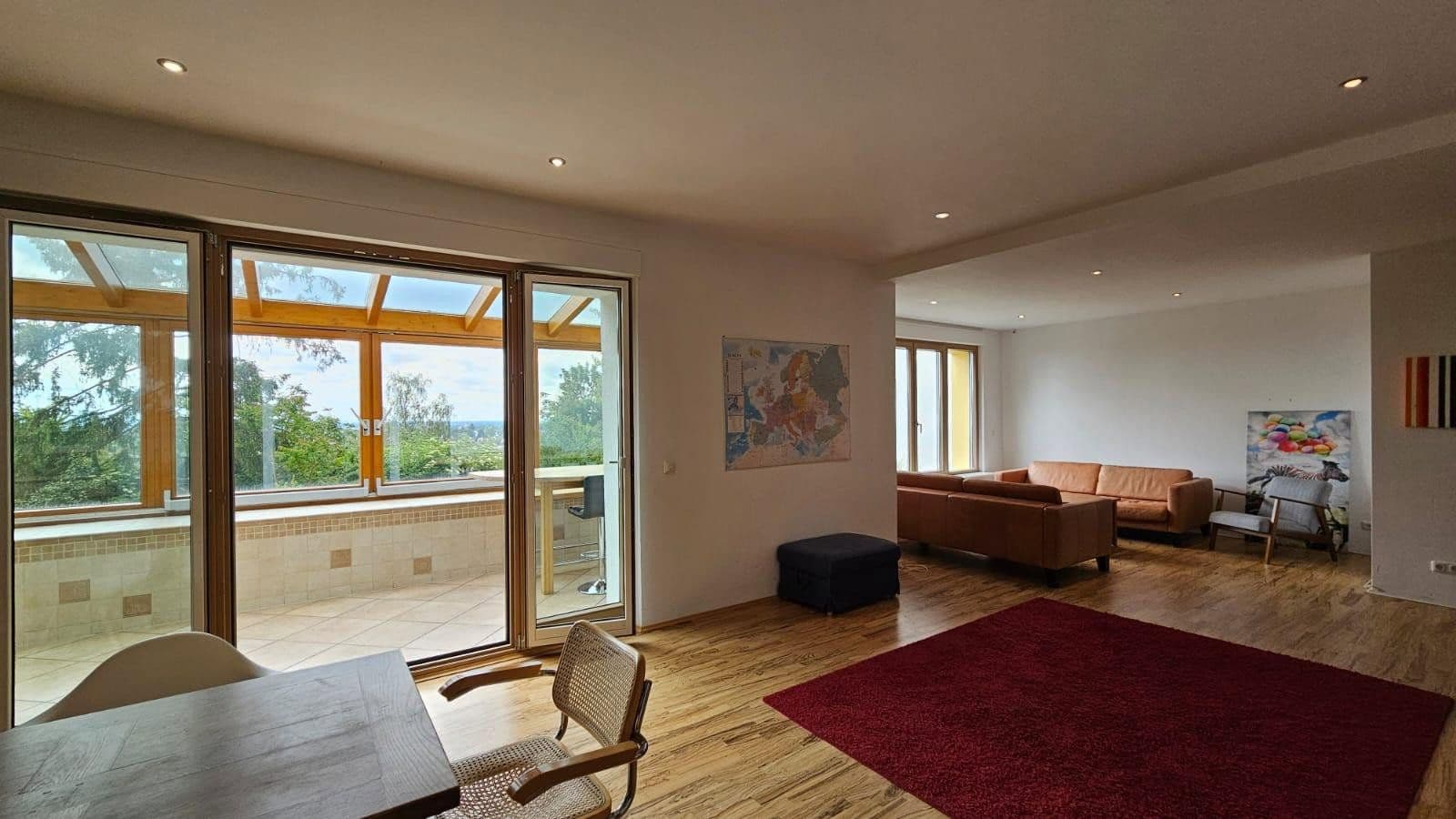 Pronájem domu 320 m², pozemek 730 m², Hofheim am Taunus, Hessen Pronájem domu 320 m², pozemek 730 m², Hofheim am Taunus, Hessen