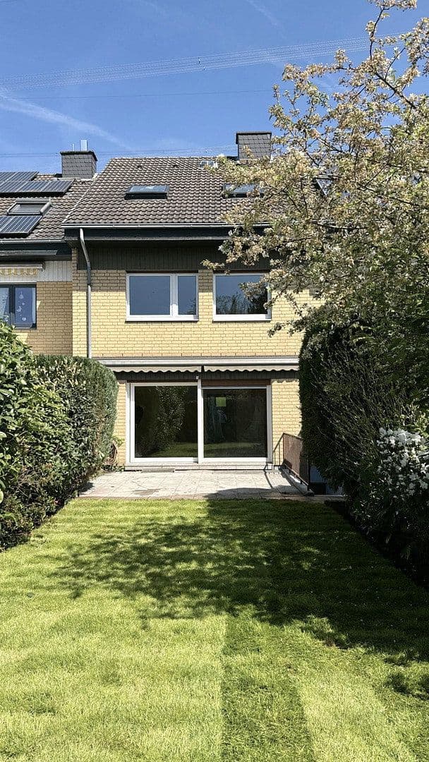 Prodej domu 164 m², pozemek 195 m², Kampwebersheide 49, Kaarst, Severní Porýní-Vestfálsko Prodej domu 164 m², pozemek 195 m², Kampwebersheide 49, Kaarst, Severní Porýní-Vestfálsko