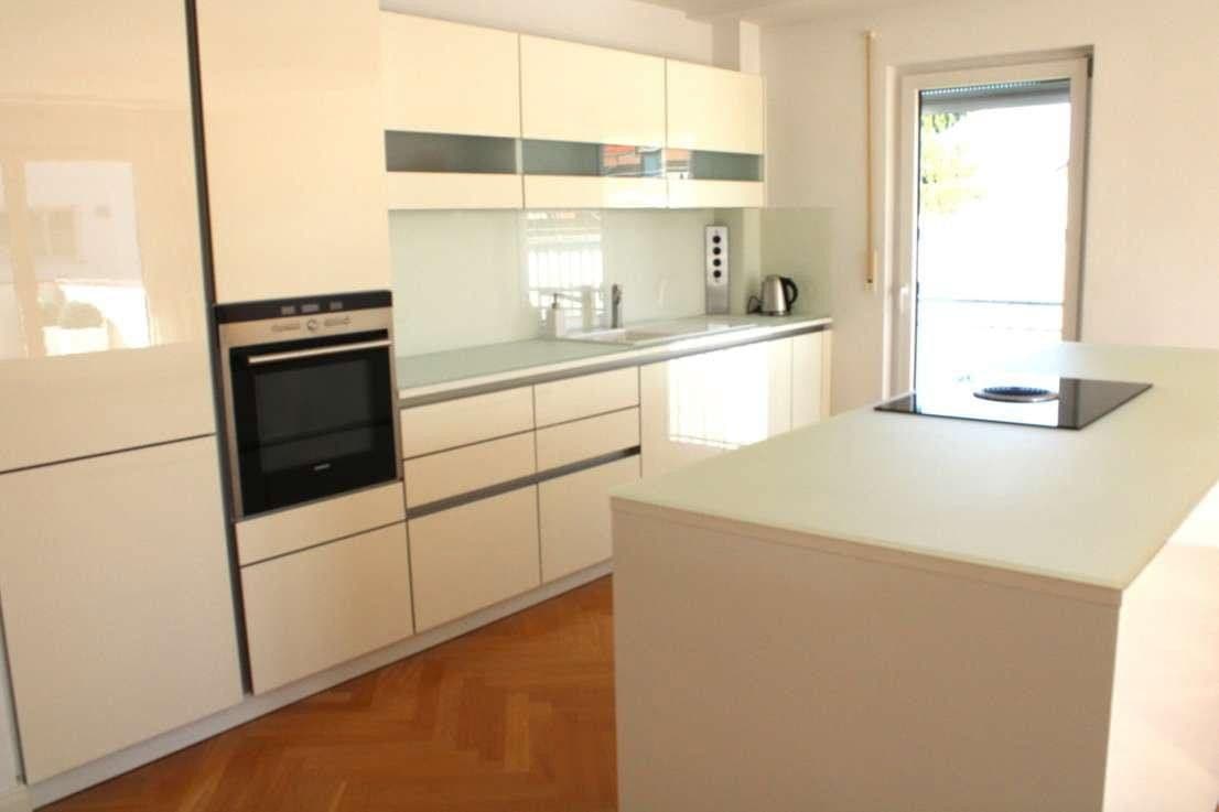 Prodej bytu 3+1 89 m², Friedrichshofener Str. 65D, Ingolstadt, Bavorsko Prodej bytu 3+1 89 m², Friedrichshofener Str. 65D, Ingolstadt, Bavorsko