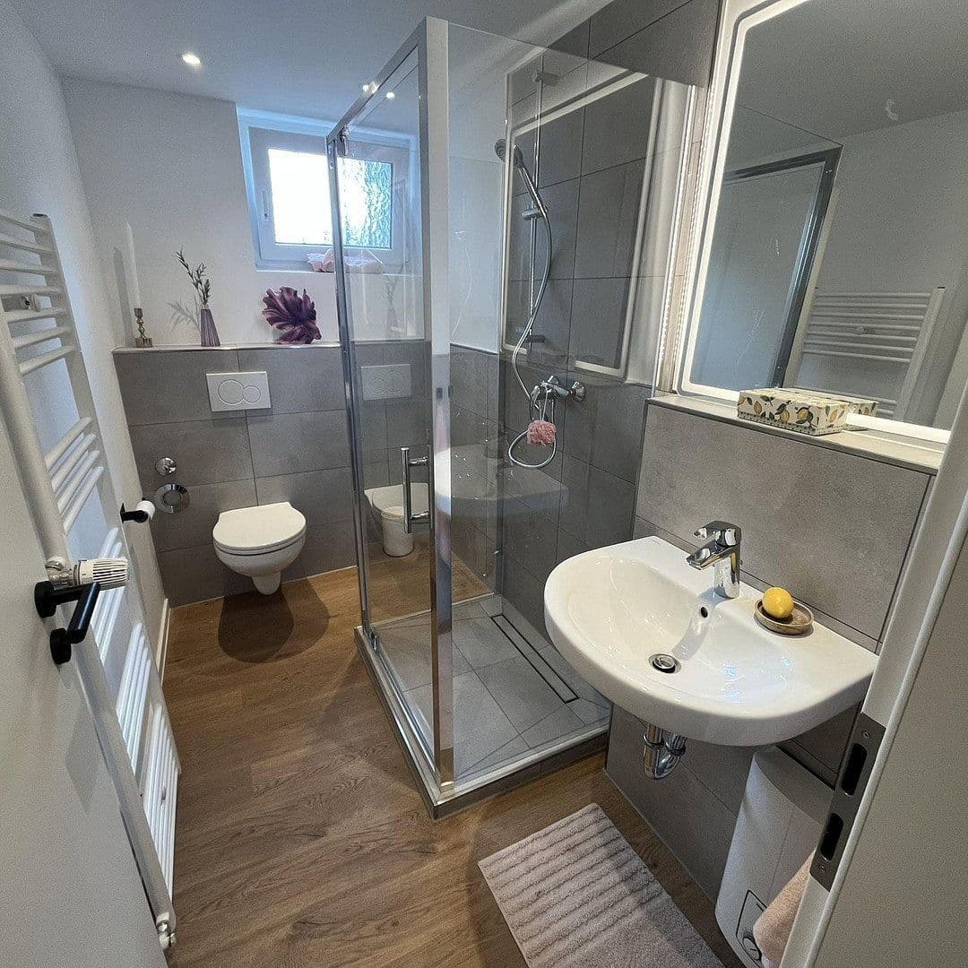 Prodej bytu 2+1 60 m², Köln, Severní Porýní-Vestfálsko Prodej bytu 2+1 60 m², Köln, Severní Porýní-Vestfálsko