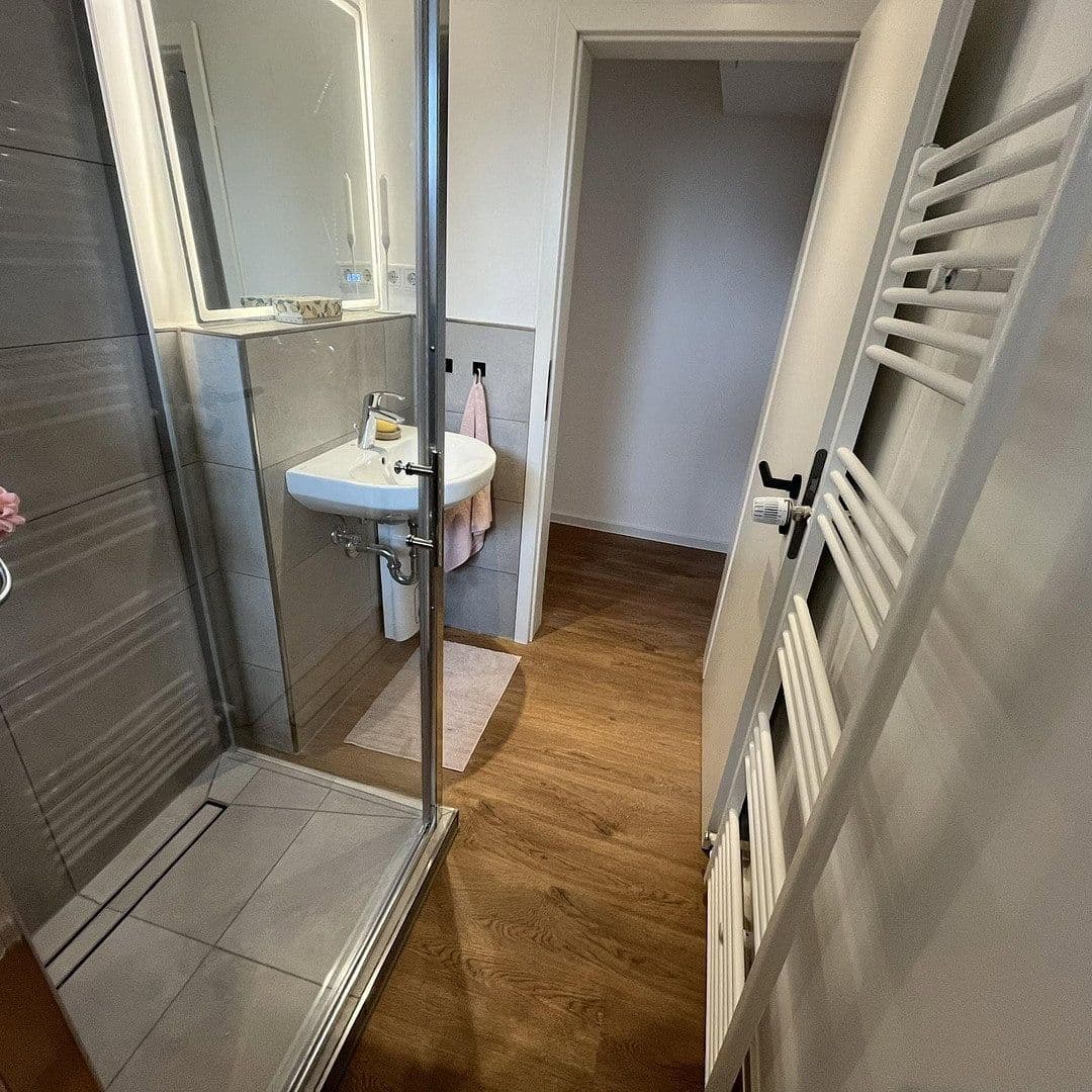 Prodej bytu 2+1 60 m², Köln, Severní Porýní-Vestfálsko Prodej bytu 2+1 60 m², Köln, Severní Porýní-Vestfálsko