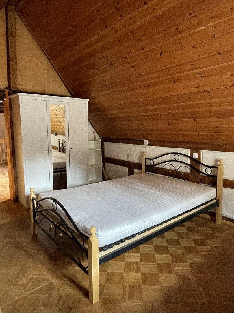 Pronájem bytu 6+1 125 m², Vordere Schmiedgasse 9, Schwäbisch Gmünd, Bádensko-Württembersko Pronájem bytu 6+1 125 m², Vordere Schmiedgasse 9, Schwäbisch Gmünd, Bádensko-Württembersko