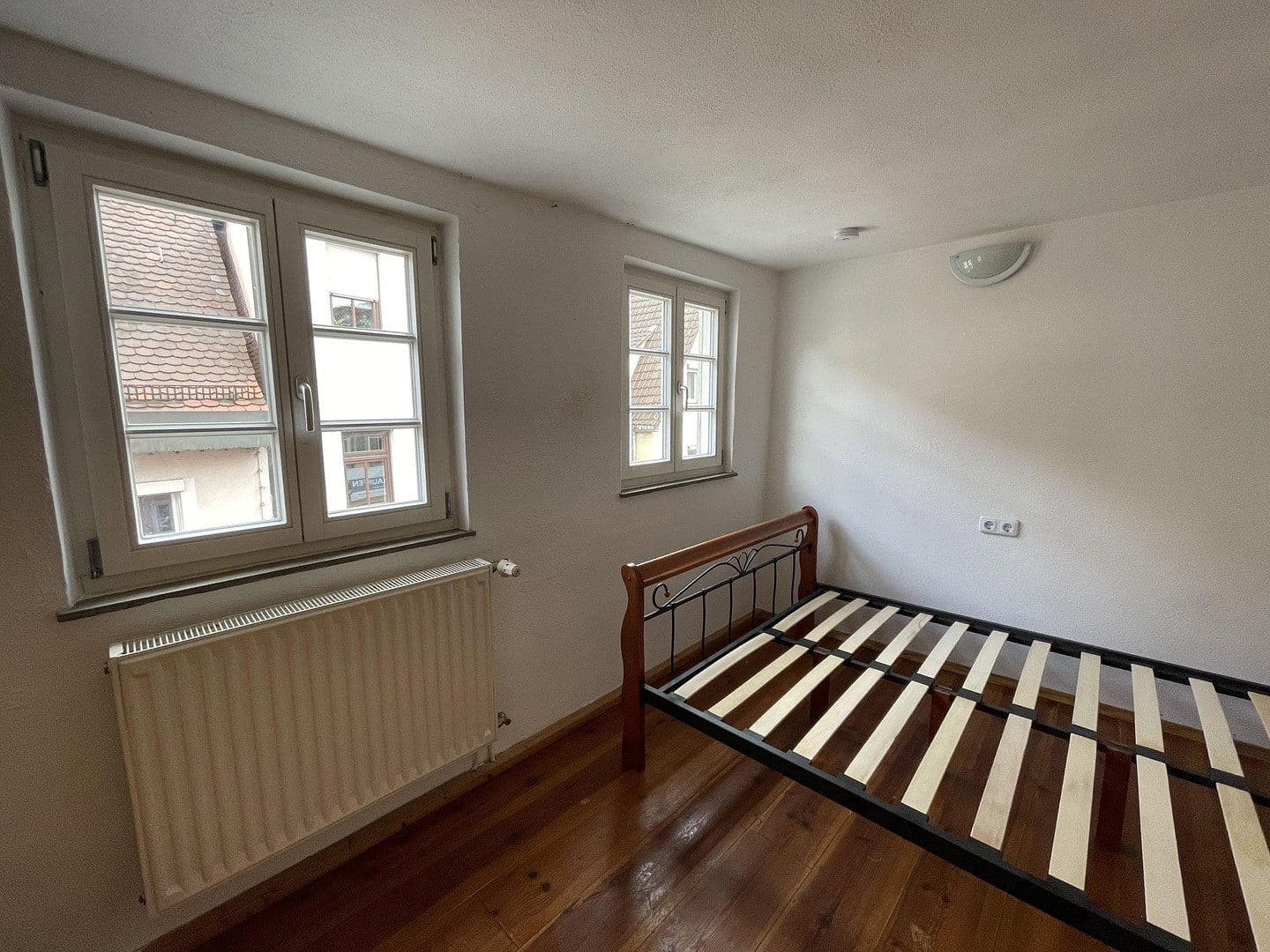 Pronájem bytu 6+1 125 m², Vordere Schmiedgasse 9, Schwäbisch Gmünd, Bádensko-Württembersko Pronájem bytu 6+1 125 m², Vordere Schmiedgasse 9, Schwäbisch Gmünd, Bádensko-Württembersko