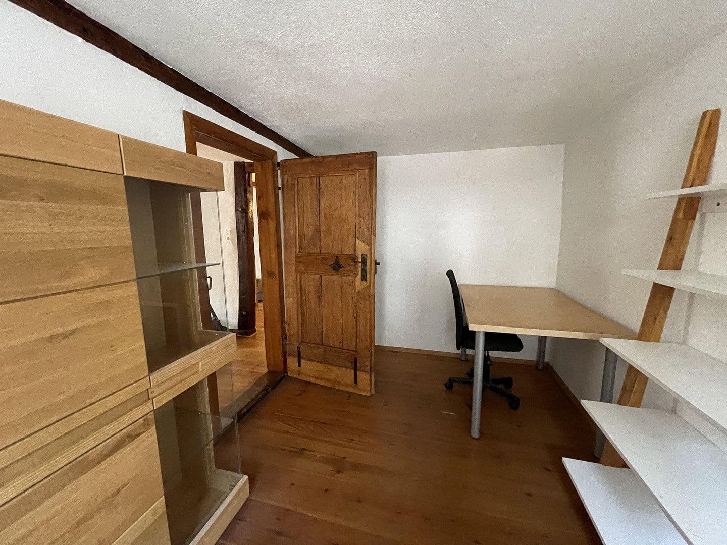 Pronájem bytu 6+1 125 m², Vordere Schmiedgasse 9, Schwäbisch Gmünd, Bádensko-Württembersko Pronájem bytu 6+1 125 m², Vordere Schmiedgasse 9, Schwäbisch Gmünd, Bádensko-Württembersko