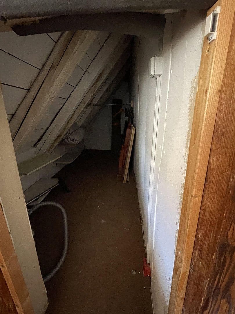Pronájem bytu 6+1 125 m², Vordere Schmiedgasse 9, Schwäbisch Gmünd, Bádensko-Württembersko Pronájem bytu 6+1 125 m², Vordere Schmiedgasse 9, Schwäbisch Gmünd, Bádensko-Württembersko