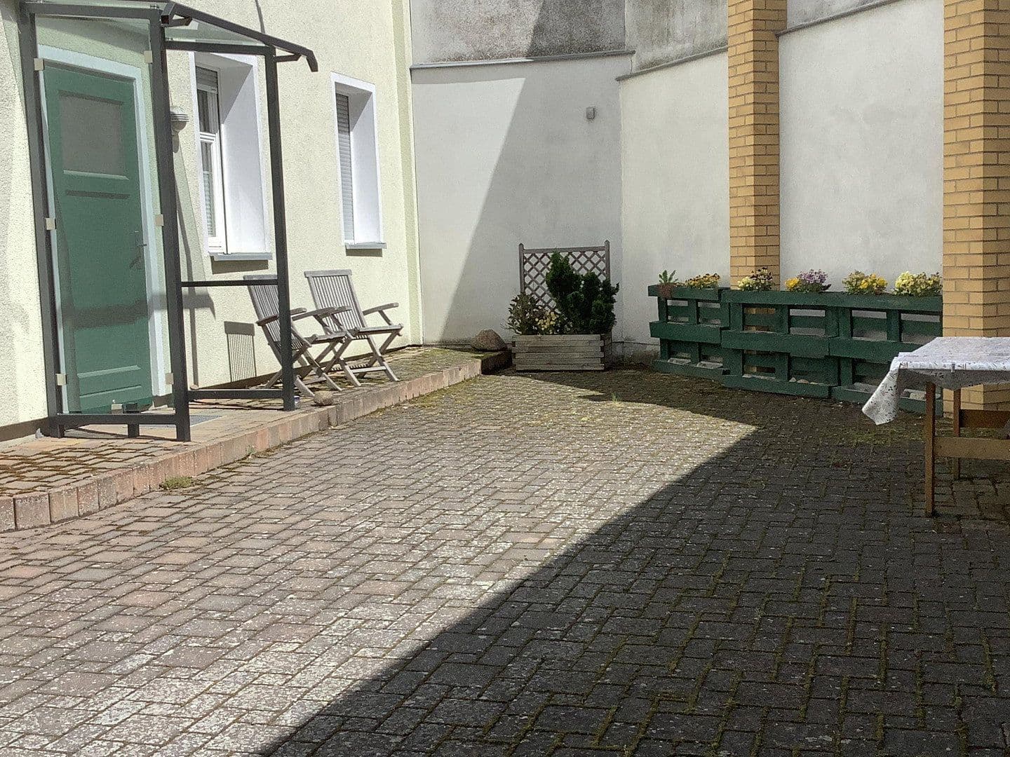 Prodej domu 200 m², pozemek 1.233 m², Jessen (Elster), Sasko-Anhaltsko Prodej domu 200 m², pozemek 1.233 m², Jessen (Elster), Sasko-Anhaltsko