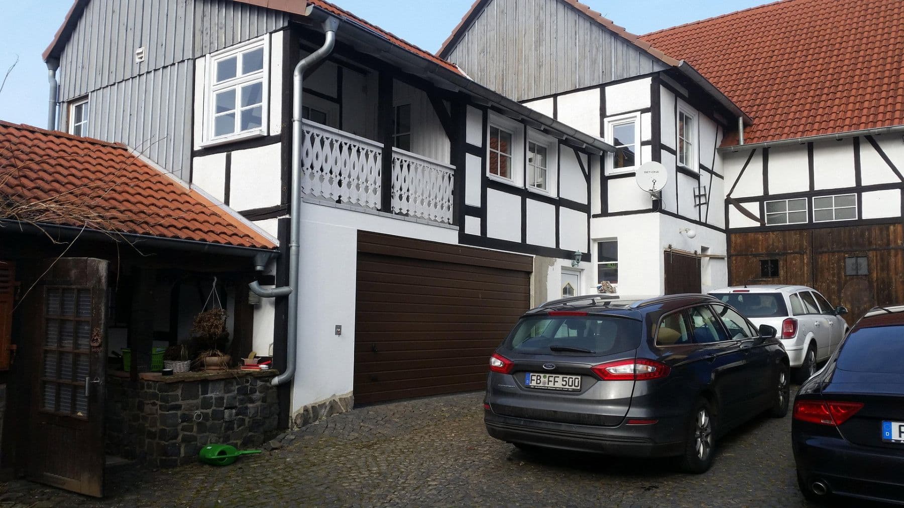 Prodej domu 250 m², pozemek 831 m², Niddaer Str. 28, Reichelsheim (Wetterau), Hessen Prodej domu 250 m², pozemek 831 m², Niddaer Str. 28, Reichelsheim (Wetterau), Hessen