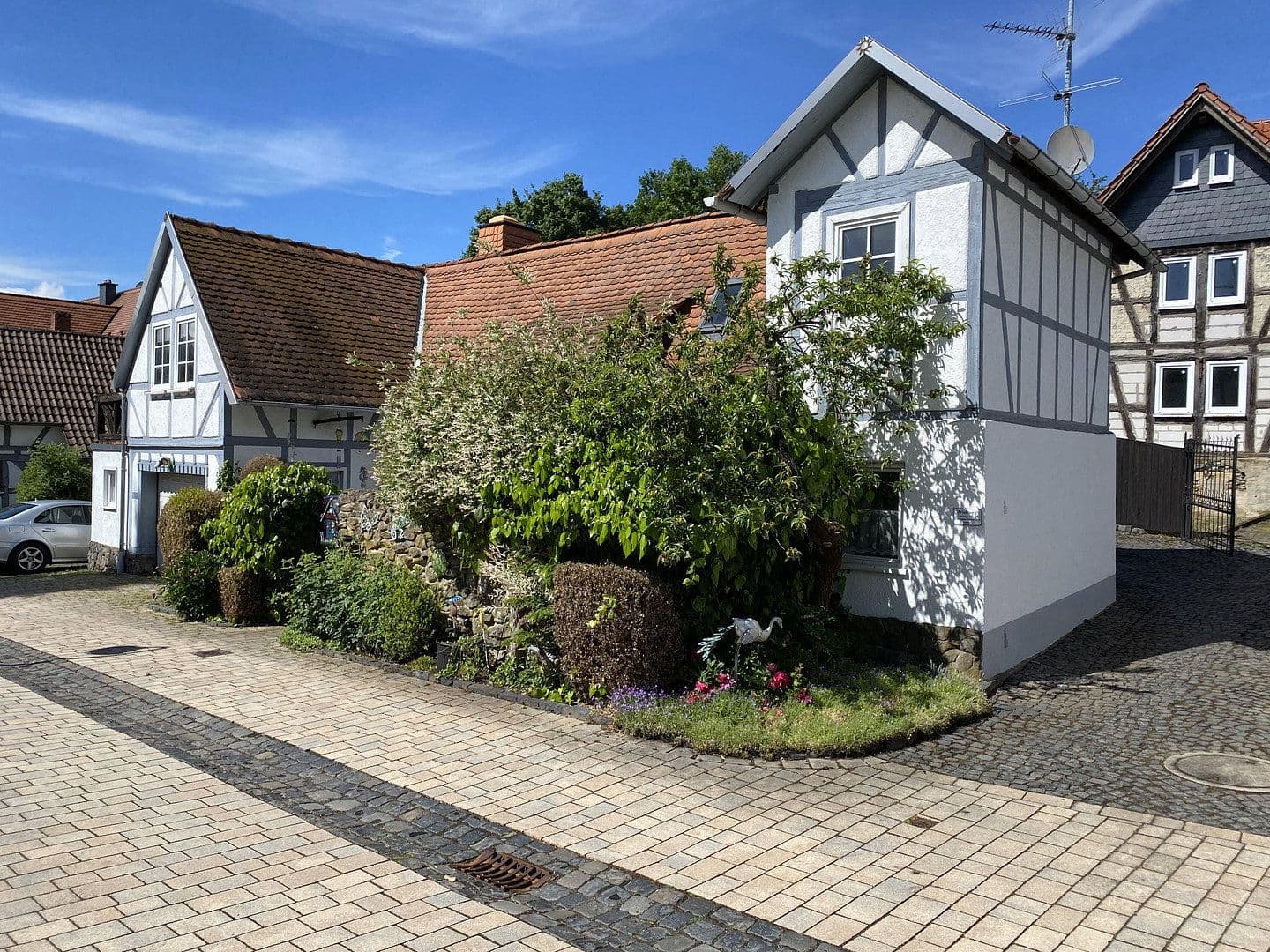 Prodej domu 250 m², pozemek 831 m², Niddaer Str. 28, Reichelsheim (Wetterau), Hessen Prodej domu 250 m², pozemek 831 m², Niddaer Str. 28, Reichelsheim (Wetterau), Hessen