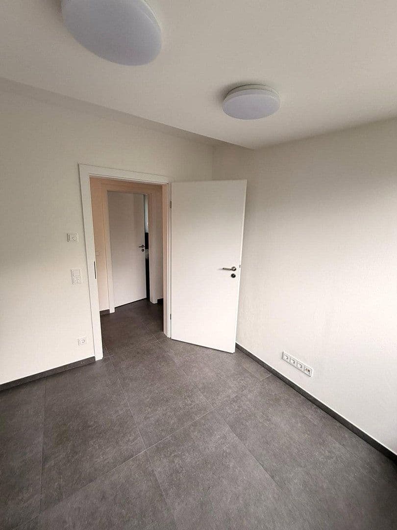 Pronájem domu 105 m², pozemek 30 m², Mörfelden-Walldorf, Hessen Pronájem domu 105 m², pozemek 30 m², Mörfelden-Walldorf, Hessen