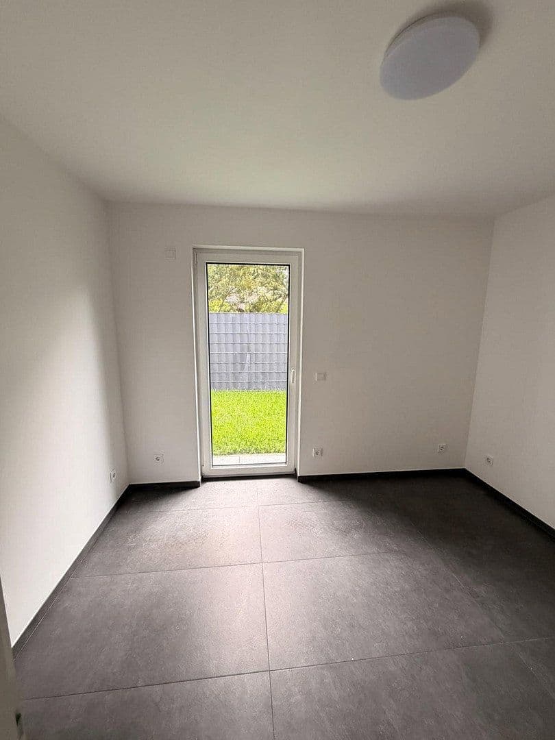 Pronájem domu 105 m², pozemek 30 m², Mörfelden-Walldorf, Hessen Pronájem domu 105 m², pozemek 30 m², Mörfelden-Walldorf, Hessen