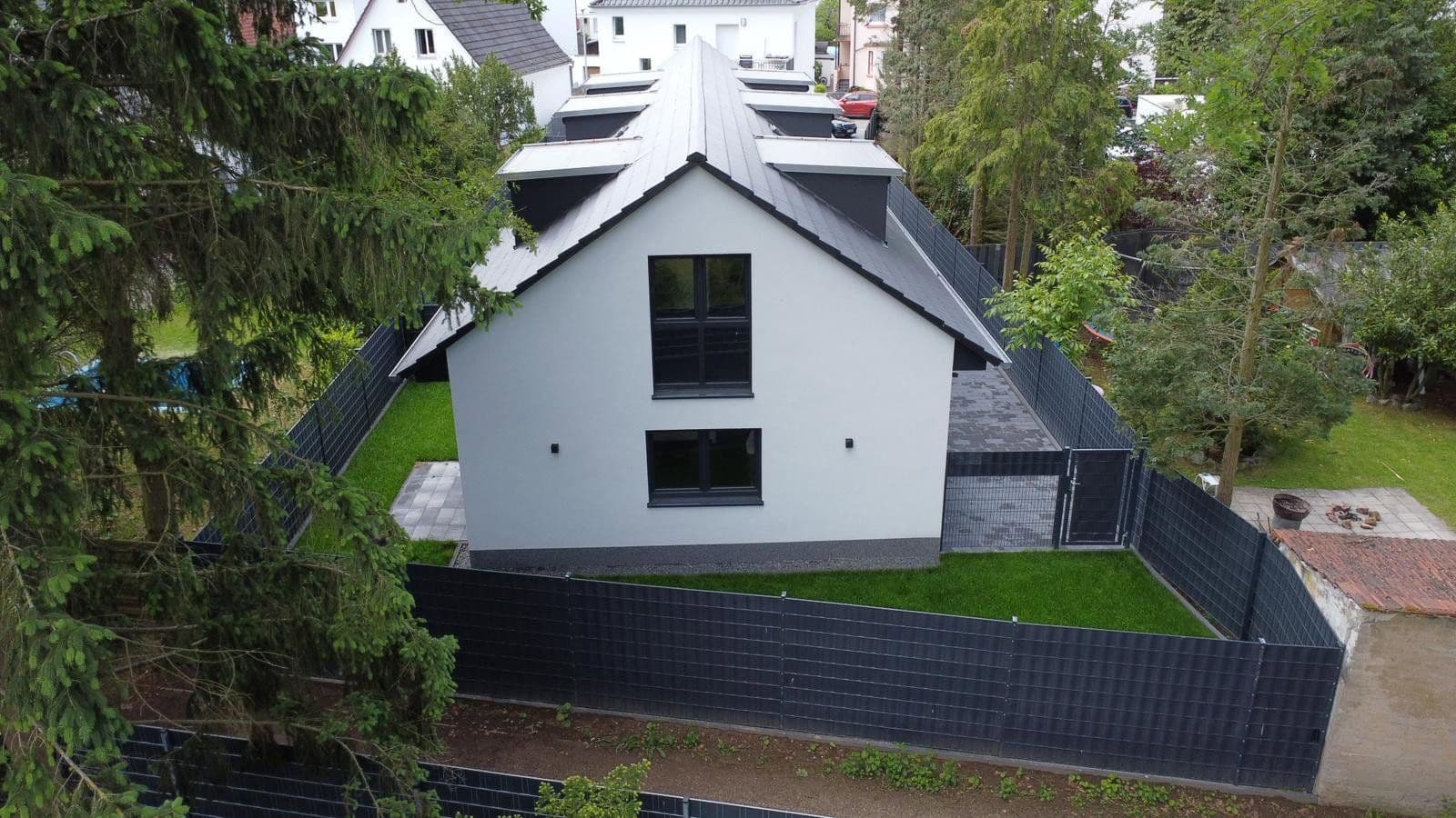 Pronájem domu 105 m², pozemek 30 m², Mörfelden-Walldorf, Hessen Pronájem domu 105 m², pozemek 30 m², Mörfelden-Walldorf, Hessen