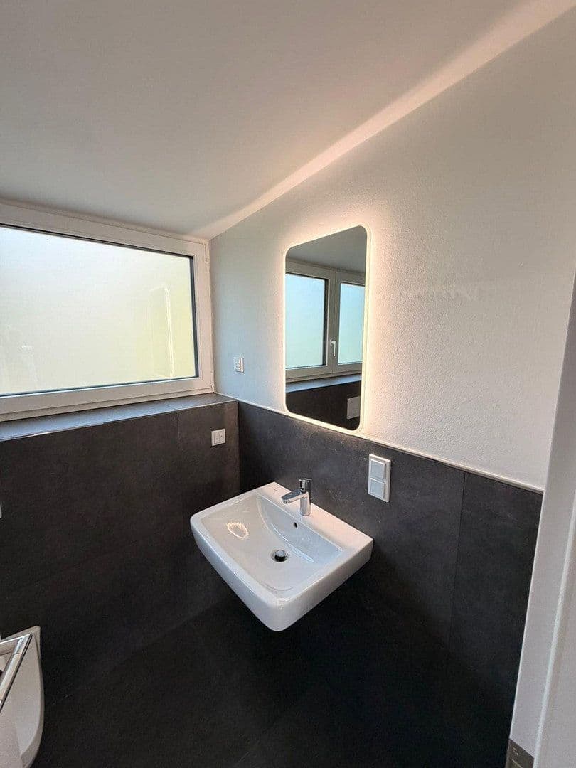 Pronájem domu 105 m², pozemek 30 m², Mörfelden-Walldorf, Hessen Pronájem domu 105 m², pozemek 30 m², Mörfelden-Walldorf, Hessen
