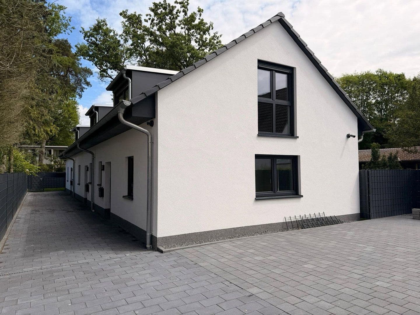 Pronájem domu 105 m², pozemek 30 m², Mörfelden-Walldorf, Hessen Pronájem domu 105 m², pozemek 30 m², Mörfelden-Walldorf, Hessen