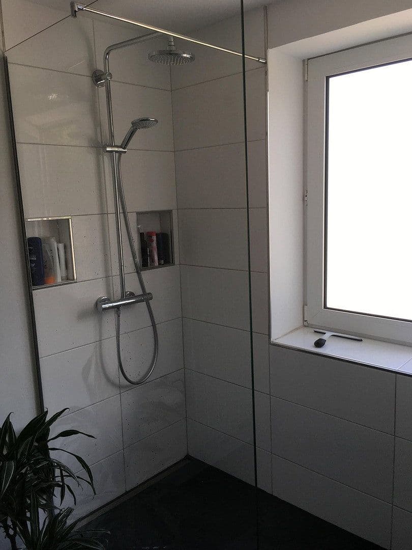 Prodej bytu 2+1 86 m², Obere Siegstraße 25c, Hennef (Sieg), Severní Porýní-Vestfálsko Prodej bytu 2+1 86 m², Obere Siegstraße 25c, Hennef (Sieg), Severní Porýní-Vestfálsko