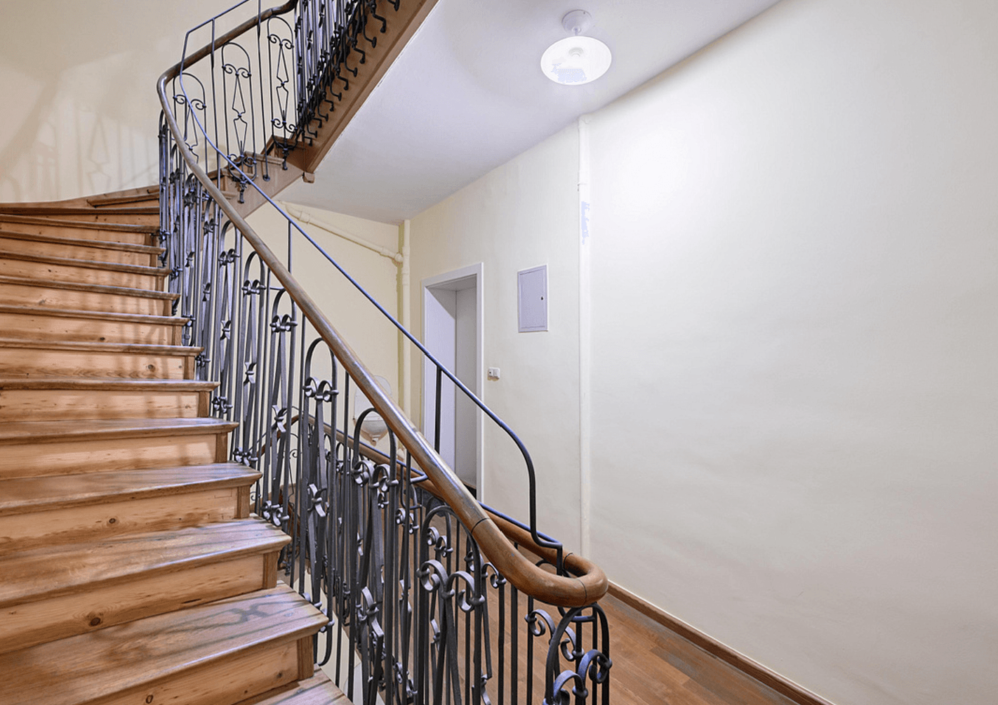 Prodej bytu 5+1 90 m², Hessstraße 82, München, Bavorsko Prodej bytu 5+1 90 m², Hessstraße 82, München, Bavorsko
