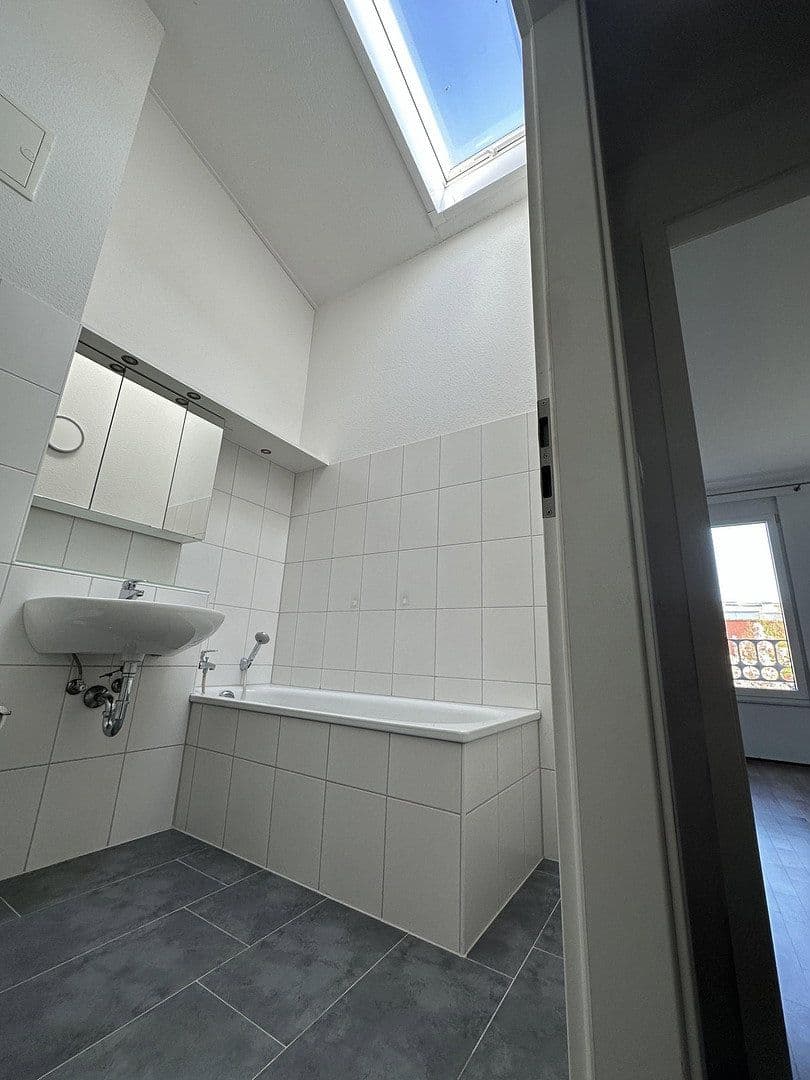 Prodej domu 81 m², pozemek 130 m², Laatzen, Dolní Sasko Prodej domu 81 m², pozemek 130 m², Laatzen, Dolní Sasko