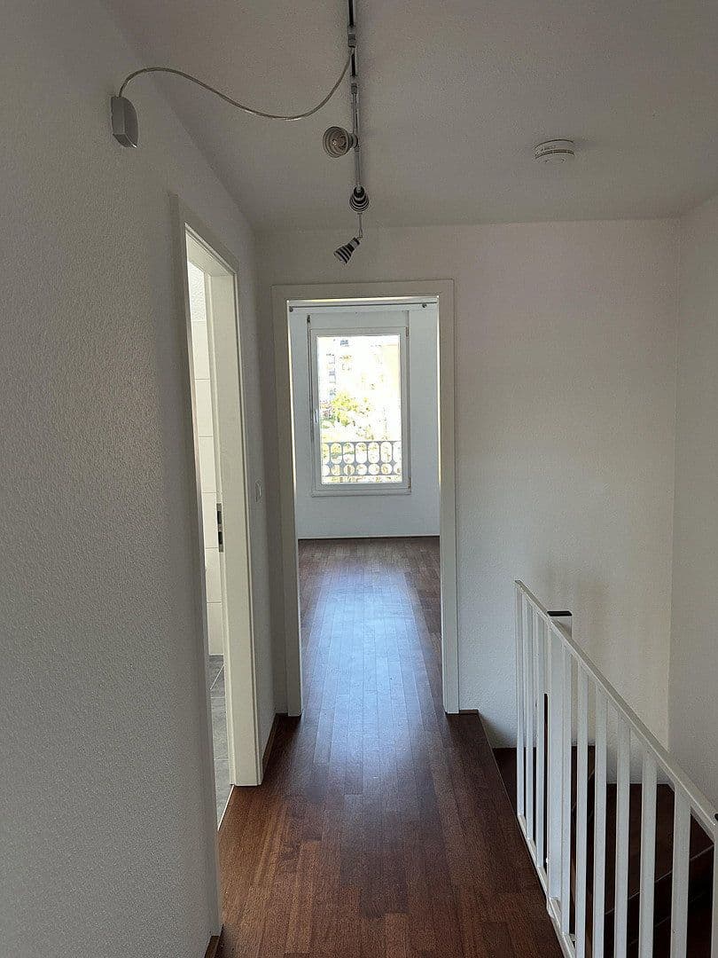 Prodej domu 81 m², pozemek 130 m², Laatzen, Dolní Sasko Prodej domu 81 m², pozemek 130 m², Laatzen, Dolní Sasko
