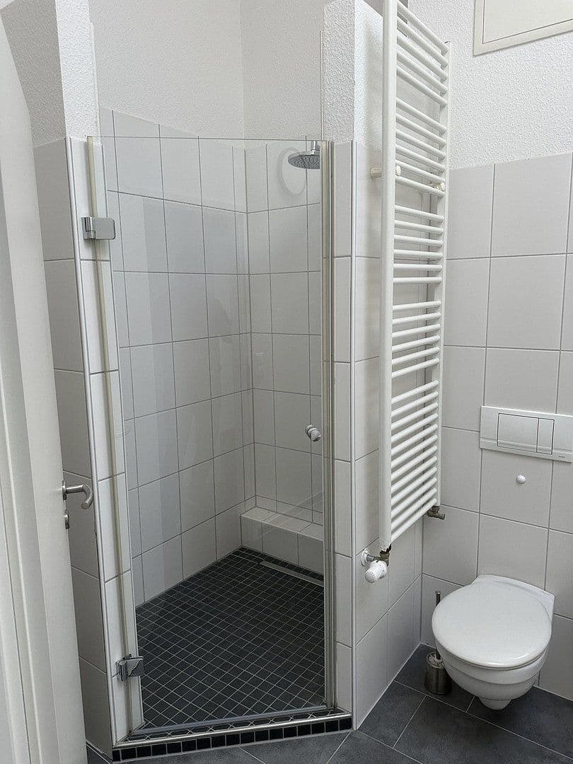 Prodej domu 81 m², pozemek 130 m², Laatzen, Dolní Sasko Prodej domu 81 m², pozemek 130 m², Laatzen, Dolní Sasko