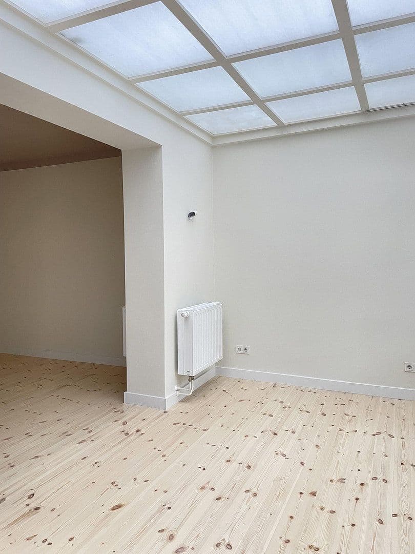 Prodej domu 120 m², pozemek 165 m², Hochsitzweg 115, Berlin, Berlín Prodej domu 120 m², pozemek 165 m², Hochsitzweg 115, Berlin, Berlín