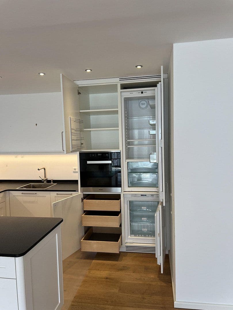 Prodej bytu 3+1 93 m², Am Leoheim 5a, Bad Aibling, Bavorsko Prodej bytu 3+1 93 m², Am Leoheim 5a, Bad Aibling, Bavorsko