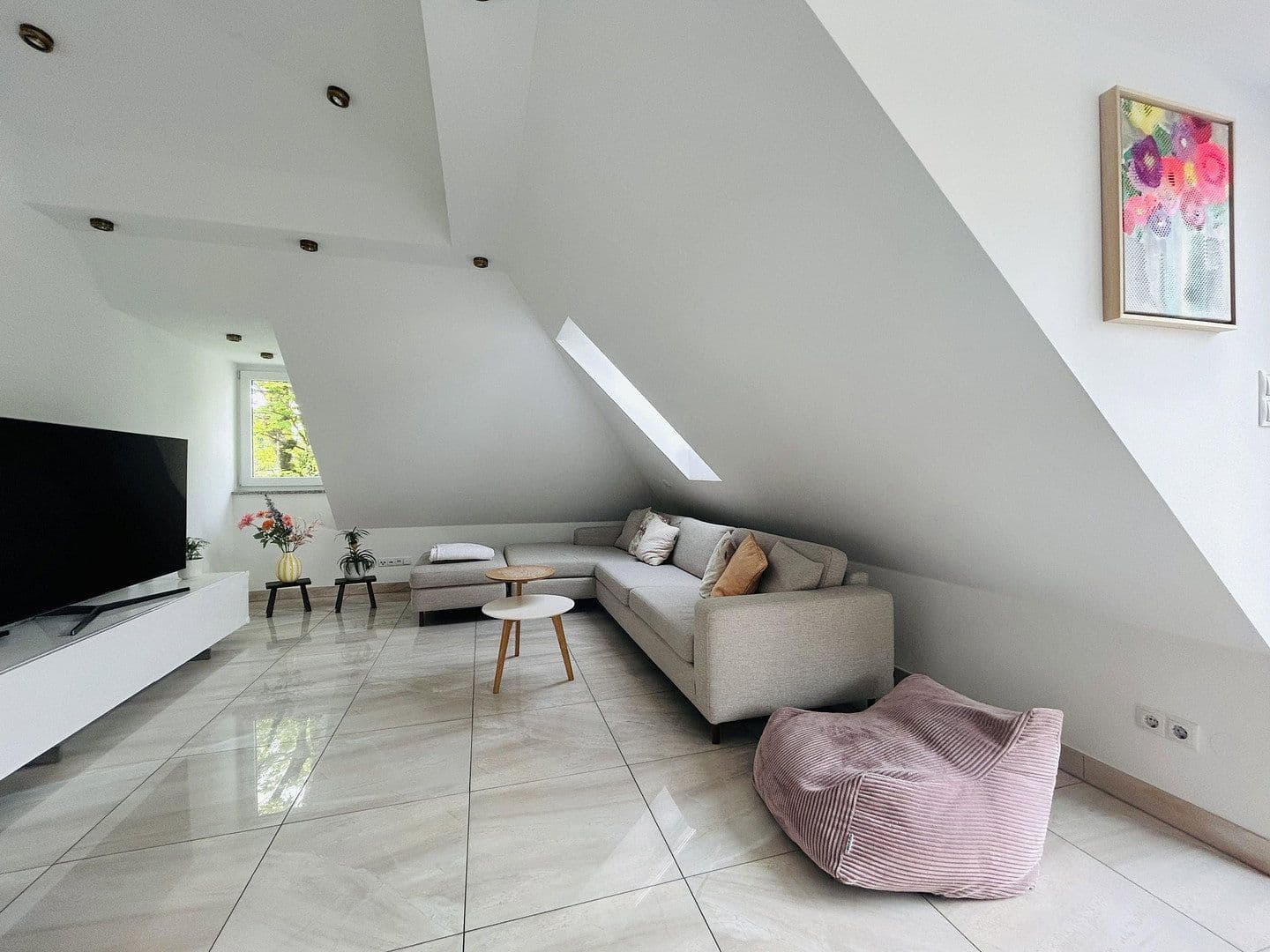 Pronájem bytu 4+1 98 m², München, Bavorsko Pronájem bytu 4+1 98 m², München, Bavorsko