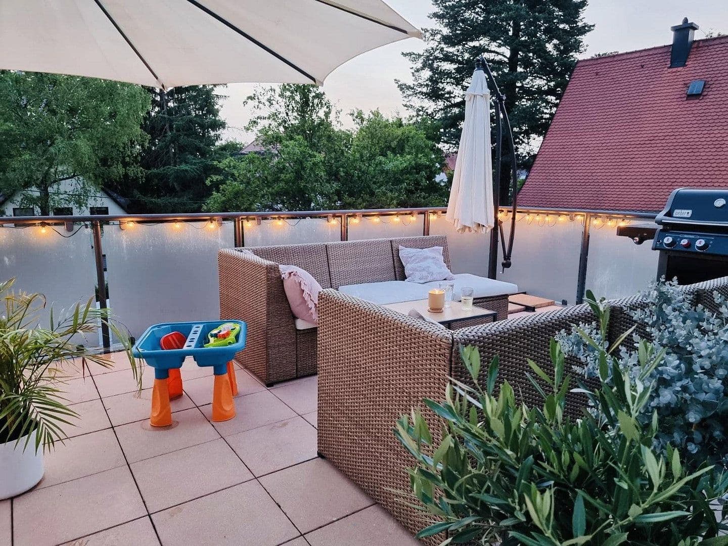 Pronájem bytu 4+1 98 m², München, Bavorsko Pronájem bytu 4+1 98 m², München, Bavorsko